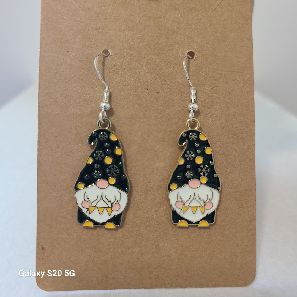 Gnome Earrings Dangle Drop Holiday‎ Festive Novelty Charm Jewelry Women NWOT